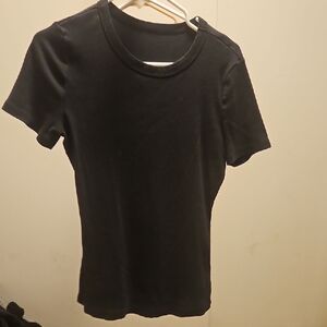 Classic Black Women's T-Shirt Ribbed